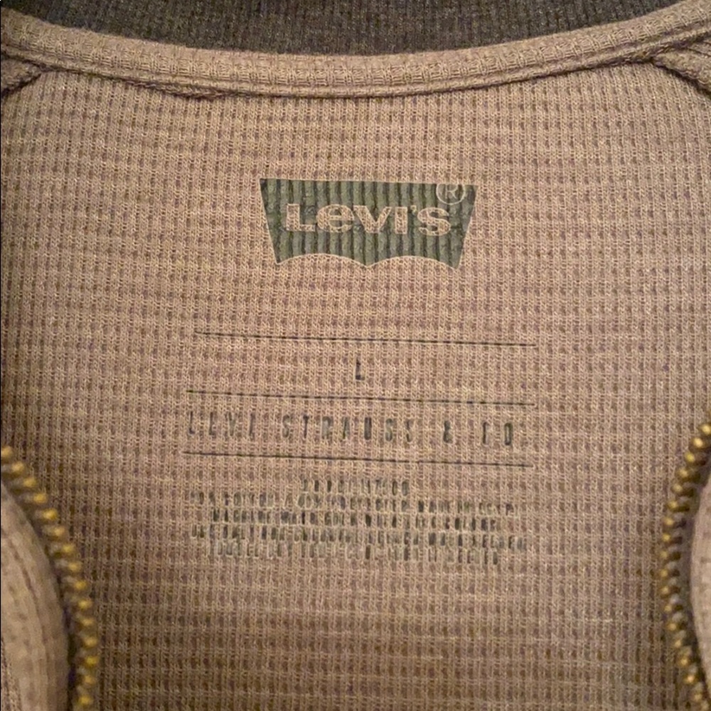Levi’s men pull over - Picture 8 of 9